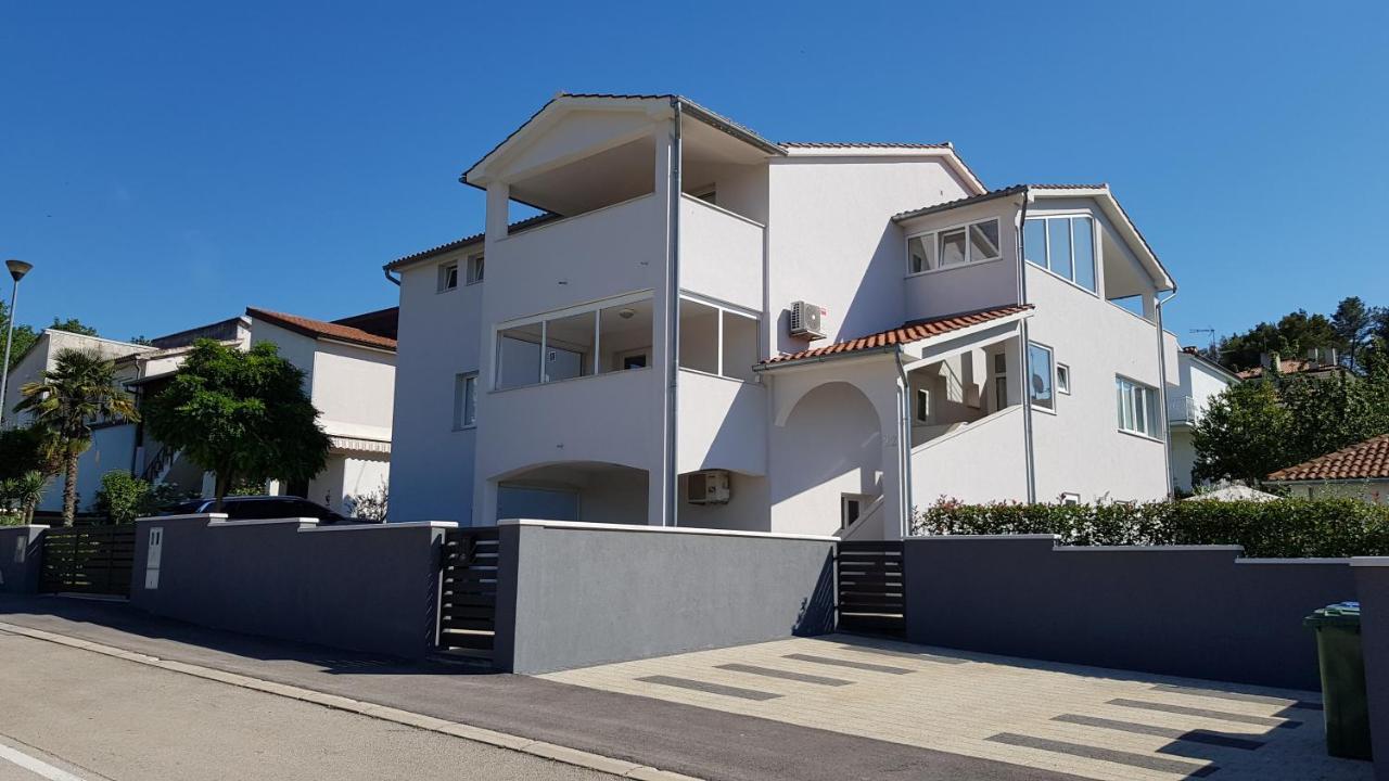 Apartmani Melanie Poreč Exterior foto