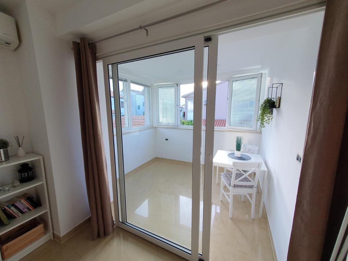 Apartmani Melanie Poreč Exterior foto